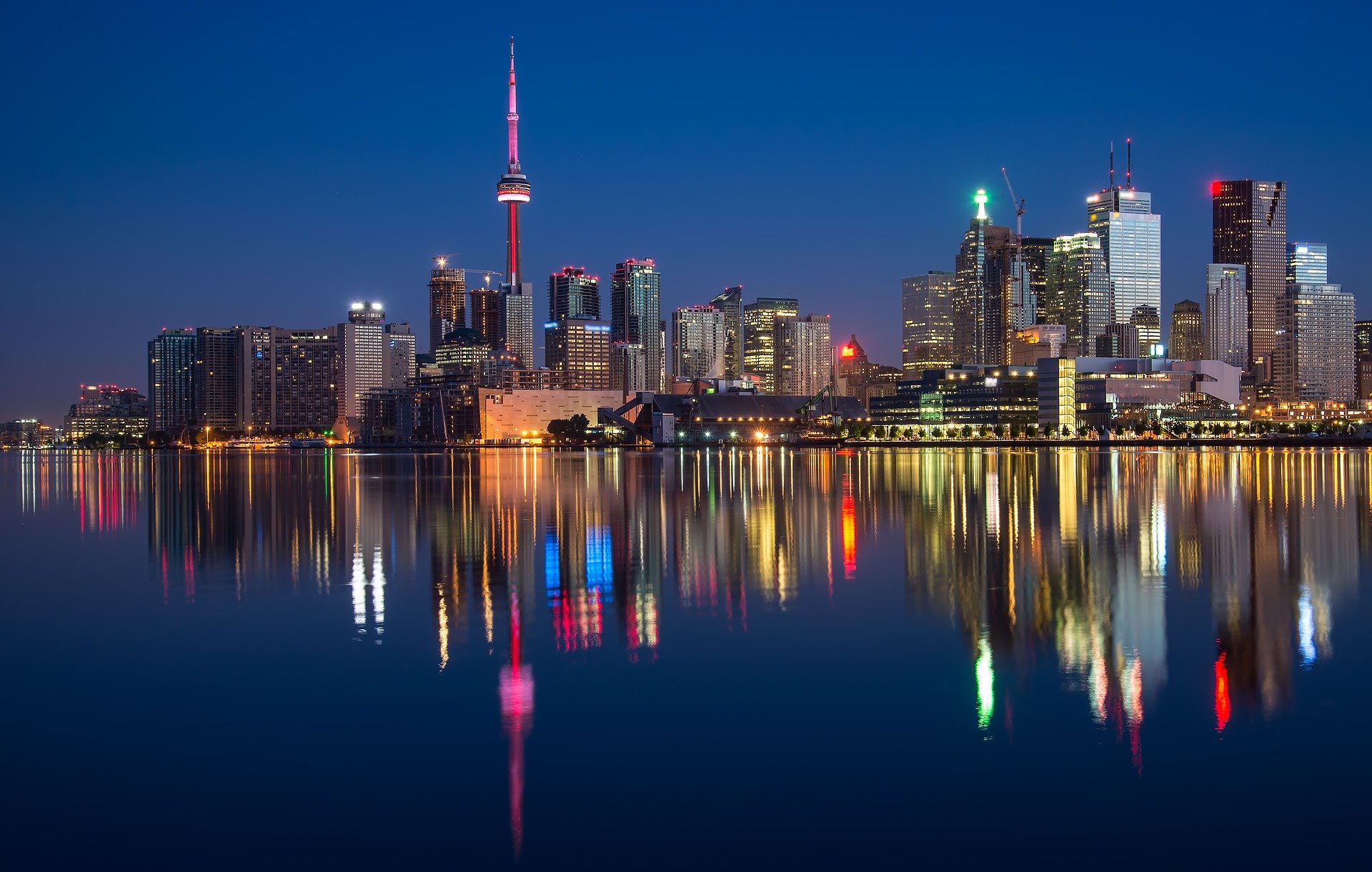 Thành phố Toronto về đêm