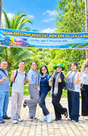 VỀ CÀ MAU NGHE RỪNG KỂ CHUYỆN.